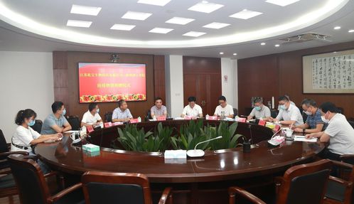 江苏乾宝生物科技携手苏州太湖书院向常熟理工学院捐赠消毒液